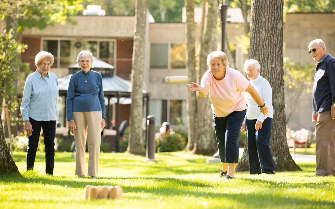 Why Choose McLean in Simsbury? Here Are 3 Ways We Help Seniors Thrive