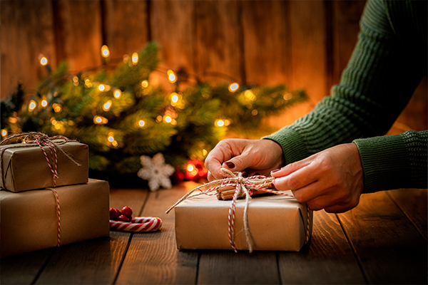 Holiday Gift Ideas for Seniors: From Cozy to Creative